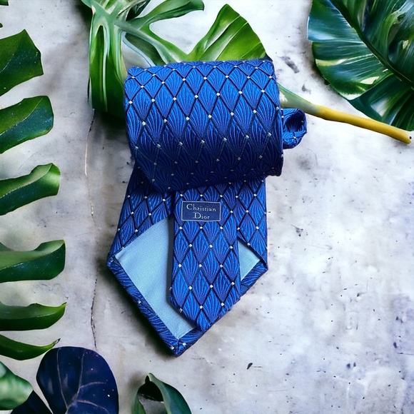 Dior Other - Dior Homme Geometric Blue Silk Tie